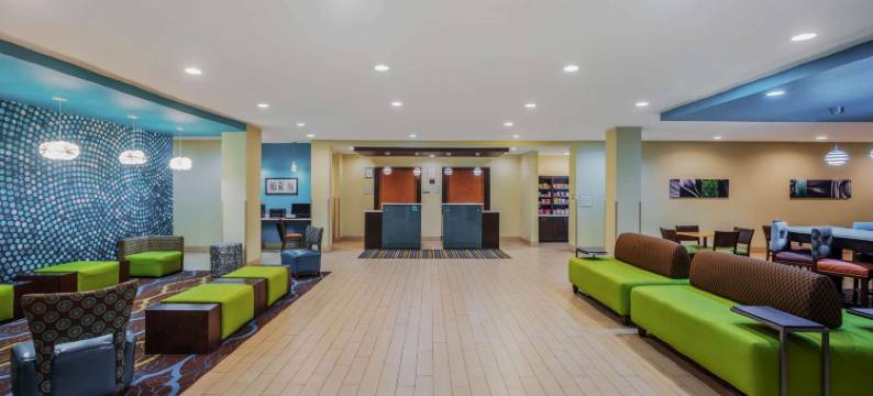 比维尔拉昆塔温德姆套房酒店(La Quinta Inn & Suites by Wyndham Beeville)图片