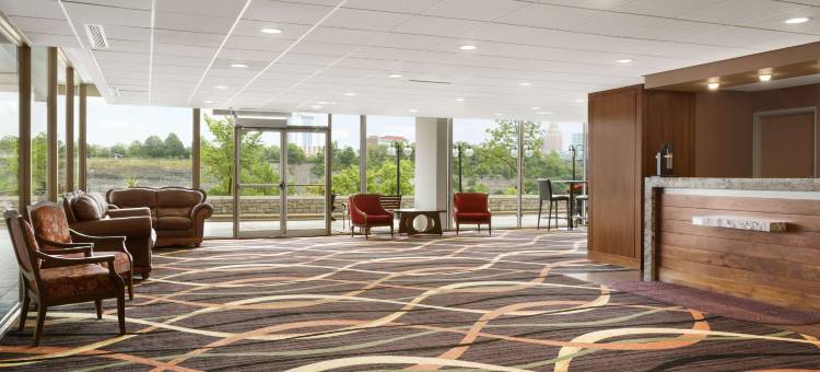 Travelodge by Wyndham Niagara Falls Fallsview图片
