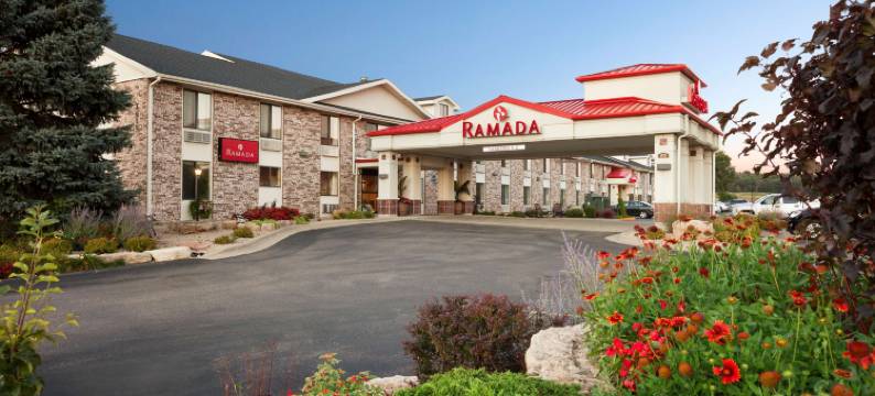 威斯康星戴尔华美达酒店(Ramada by Wyndham Wisconsin Dells)图片