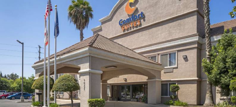 舒适套房酒店(Comfort Suites)图片