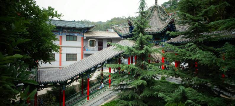 新春西客站店高铁站豪布斯卡民宿(西津西路分店)图片