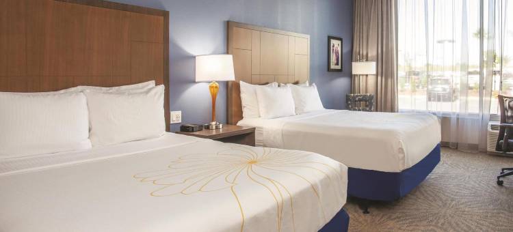 圣何塞南摩根山拉昆塔温德姆套房酒店(La Quinta Inn & Suites by Wyndham Morgan Hill-San Jose South)图片