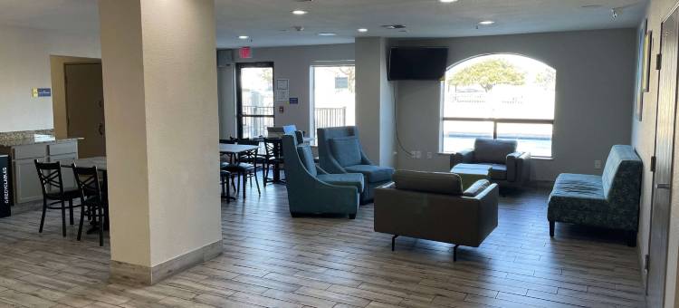 达拉斯加兰西戴斯酒店(Days Inn by Wyndham Dallas Garland West)图片