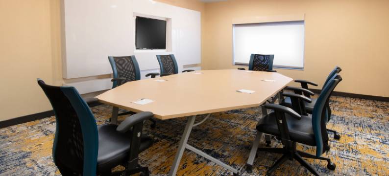 俄克拉何马城机场万豪TownePlace酒店(TownePlace Suites by Marriott Oklahoma City Airport)图片