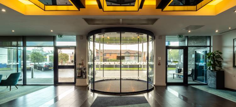 伦敦希思罗机场T5智选假日酒店(Holiday Inn Express London - Heathrow T5)图片