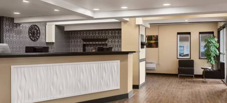 苏圣玛丽戴斯套房酒店(Days Inn & Suites by Wyndham Sault Ste. Marie on)图片