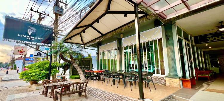 皮姆玛恩海滩酒店(PIMPIMARN BEACH HOTEL)图片
