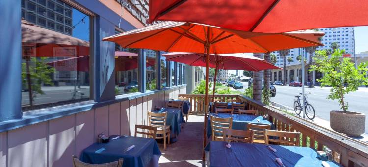 Travelodge by Wyndham Long Beach Convention Center图片