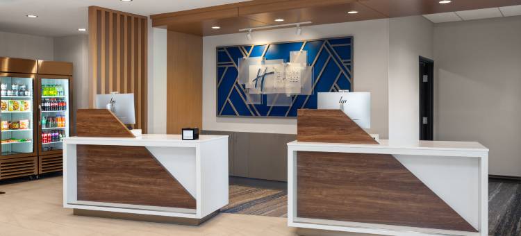 里兹堡-戴尔斯地区快捷假日酒店(Holiday Inn Express & Suites Reedsburg – Dells Area)图片