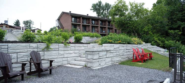 渥太华里多华美达酒店(Ramada by Wyndham Ottawa on the Rideau)图片