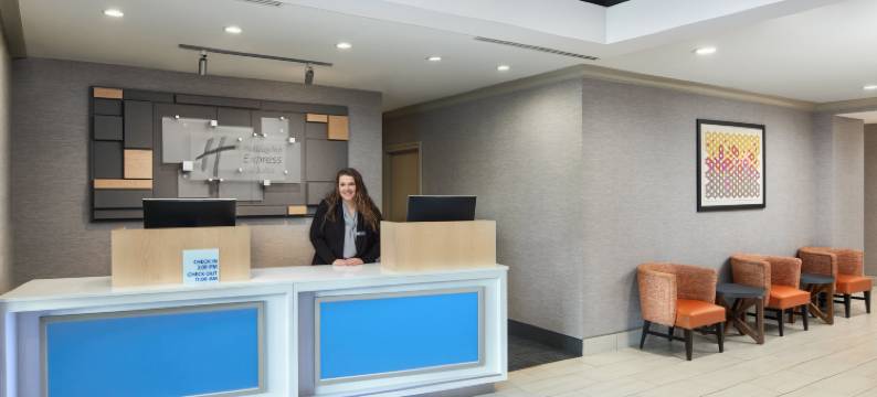 I-26和Us 29韦斯特盖特商场智选假日套房酒店(Holiday Inn Express & Suites I-26 & US 29 AT WESTGATE MALL by IHG)图片