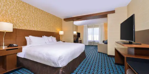 科拉爾維爾萬楓酒店及套房