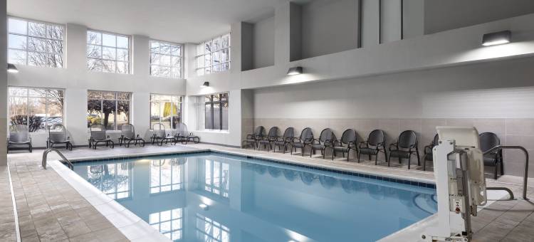 哥伦布机场Homewood套房酒店(Homewood Suites by Hilton Columbus - Airport)图片