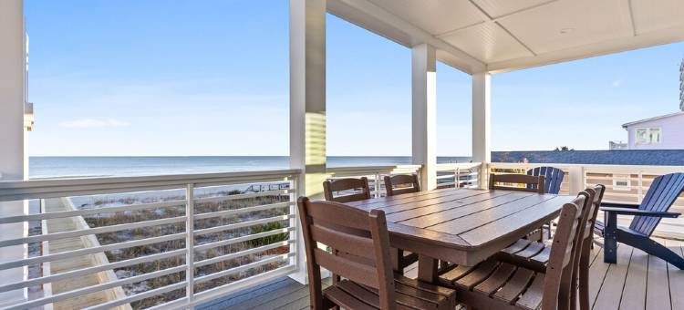海滨宽敞近乎全新单层公寓，视野极佳，超大露台(Huge, Almost New Oceanfront One Level Unit, Amazing Views, Super-Sized Deck.)图片