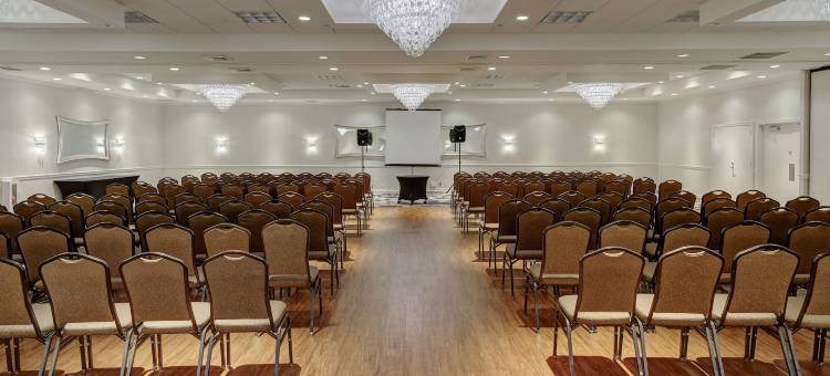 汤姆斯河泽西海岸戴斯酒店(Days Hotel by Wyndham Toms River Jersey Shore)图片