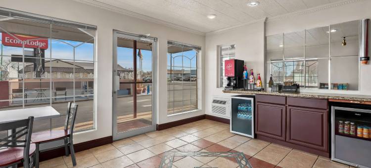 佛伦海军航空站区伊康旅馆(Econo Lodge Fallon Naval Air Station Area)图片