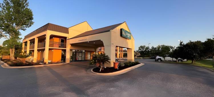 弗利品质酒店(Quality Inn)图片