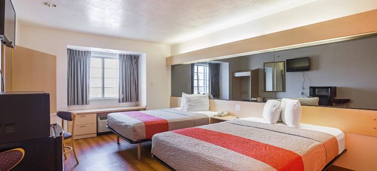 新墨西哥伯纳利欧 6 号汽车旅馆(Motel 6 Bernalillo, NM)图片