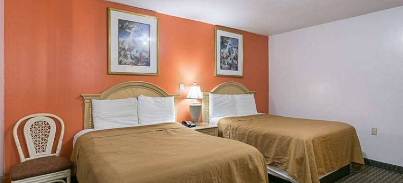 罗德威套房酒店(Rodeway Inn & Suites)图片