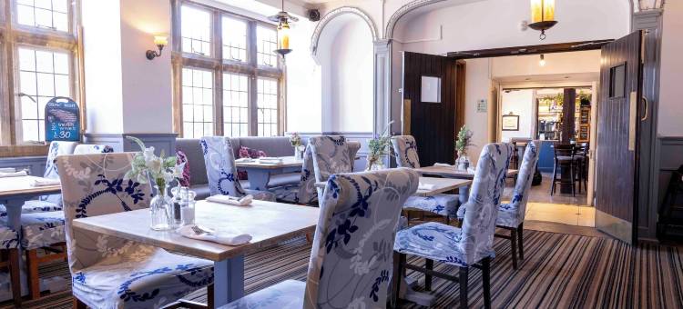 克伦威尔旅馆 - 格林国王旅馆(Cromwell Lodge Hotel by Greene King Inns)图片