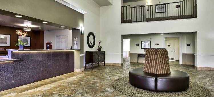 萨利纳斯谷贝斯特韦斯特优质套房酒店(Best Western Plus Salinas Valley Inn  Suites)图片