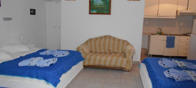 卡佩塔尼奥斯公寓(Studios Apartments Kapetanios)图片