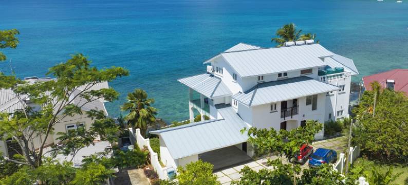 瓦隆恩得海边别墅酒店(VallonEnd Beachfront Villa with Excellent View)图片
