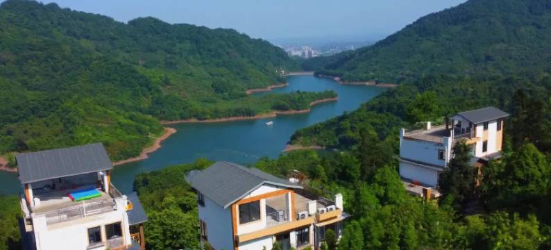 峨眉山再一舍·湖景环山度假休闲美宿(峨眉观音湖店)图片