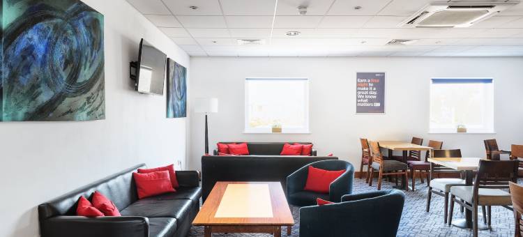 布伦特里智选假日酒店(Holiday Inn Express Braintree)图片