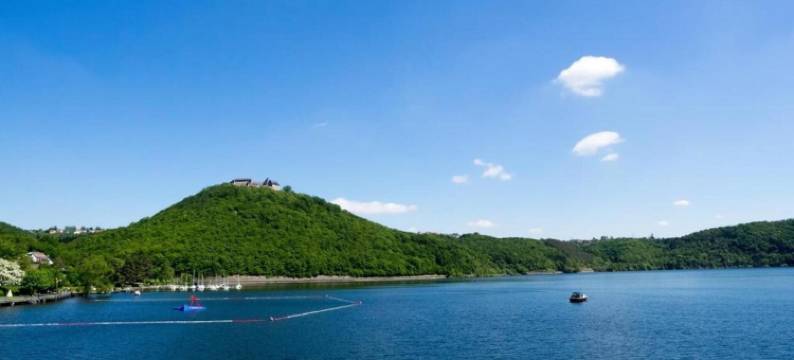 靠近萨尔兰的黑森州的假日房屋, 配有红外线桑拿(Holiday Home in Hesse with Infrared Sauna Near Sauerland)图片