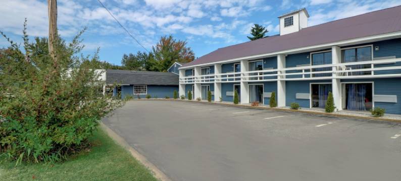 扬基快船旅馆 - 贝斯特韦斯特舒尔住宿精选酒店(Yankee Clipper Inn, SureStay Collection by Best Western)图片