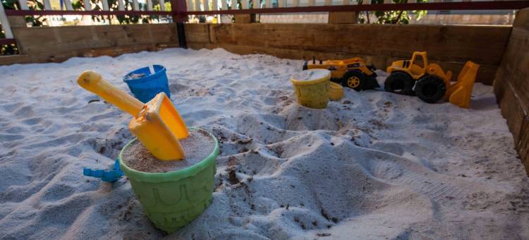 比顿湾酒店(Beadon Bay Hotel)图片