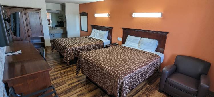 希尔克雷斯特套房旅馆(Hillcrest Inn & Suites Ozona)图片