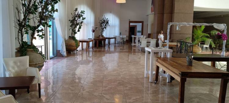 海洋大楼酒店(Sea Tower)图片