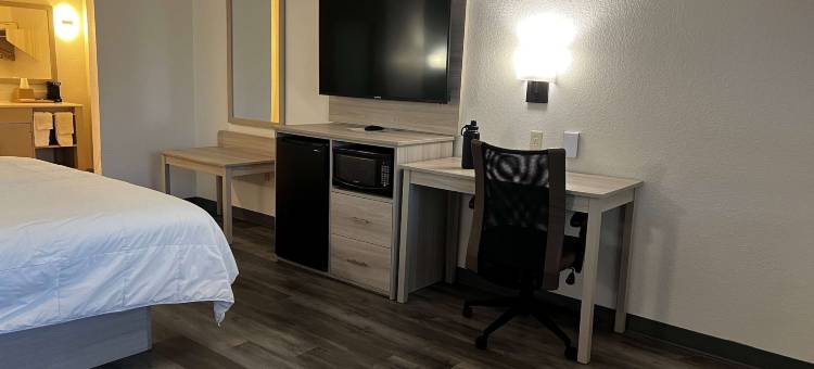 罗森伯格速8酒店(Super 8 by Wyndham Rosenberg TX)图片