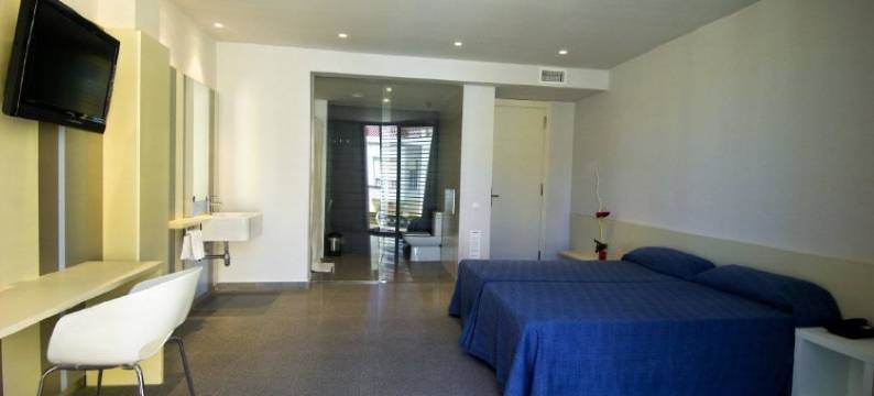 拉克鲁宾馆(Hostal la Creu)图片