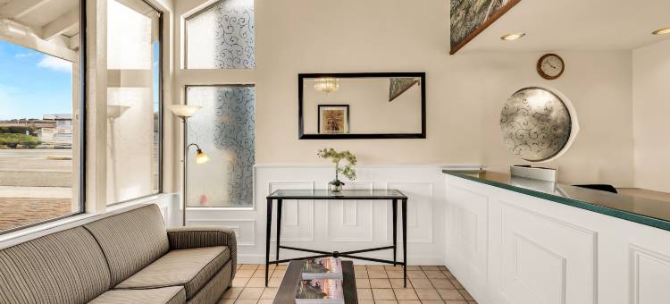 Scottish Fairway酒店(Scottish Fairway Inn)图片