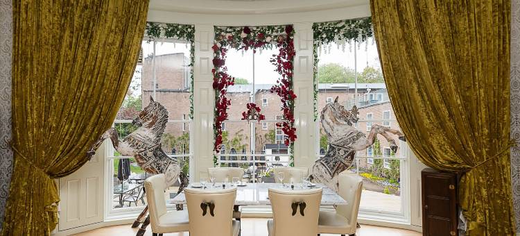 雷恩山庄(RainHill Hall Hotel)图片