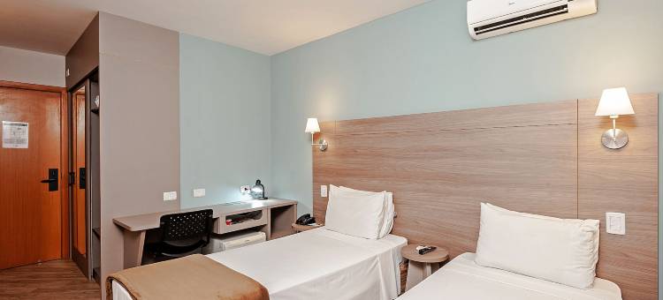 古里提巴 XV 号大道斯里姆酒店(Slim Curitiba Alto da XV)图片