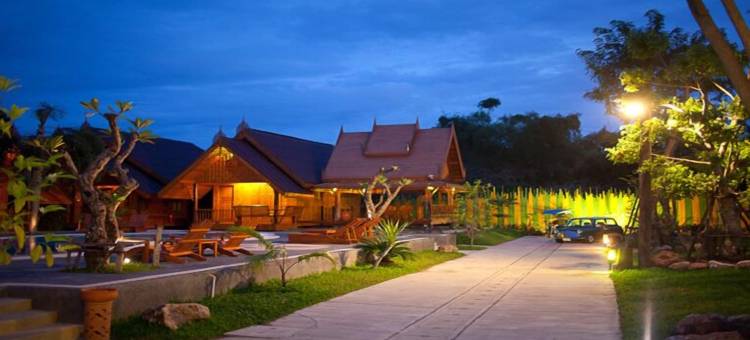 西萨瓦度假村(Srisawat Resort)图片