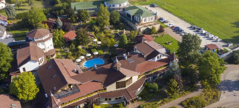 希斯克勒森养生酒店(Wellnesshotel Seeschlößchen - Privat- Spa & Naturresort)图片