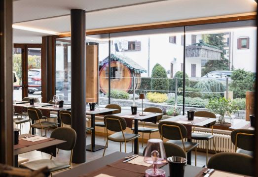 Olimpia HotelHotel Overview