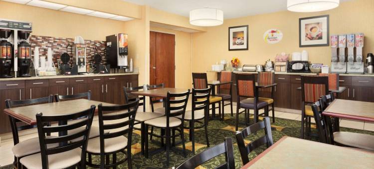 威斯敏斯特丹佛北速8酒店(Super 8 by Wyndham Westminster Denver North)图片