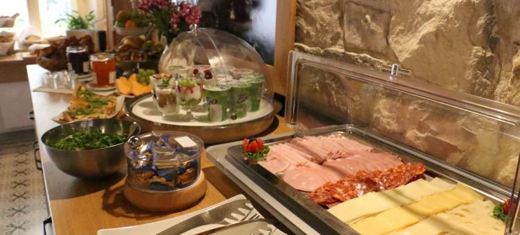 白色百合酒店(Hotel At the White Lily)图片