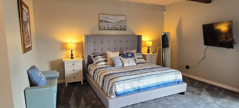 Diamond Point Escape~ Peaceful retreat, Water Views, King Bed & Arcade Game Room图片