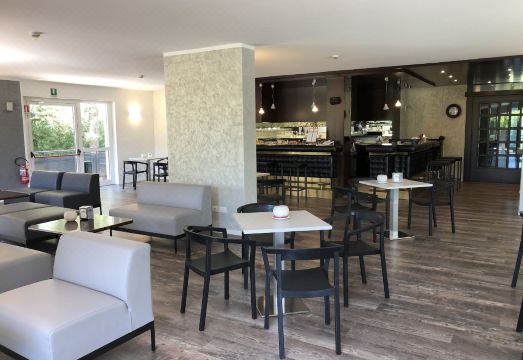 Hotel Piccolo Mondo Hotel Overview