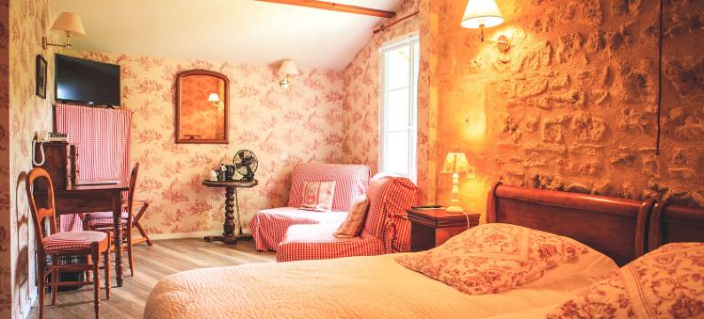 普瓦图中心酒店(Logis Auberge le Centre Poitou)图片