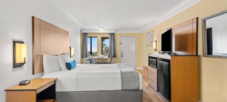 Travelodge by Wyndham圣克莱门特海滩酒店(Travelodge by Wyndham San Clemente Beach)图片