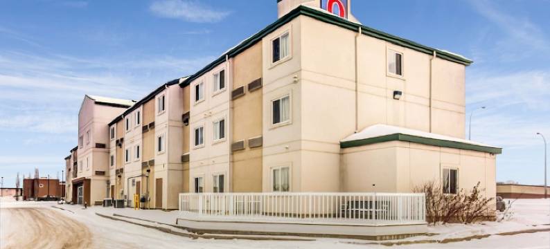 斯托尼普莱恩温德姆戴斯酒店(Days Inn by Wyndham Stony Plain)图片