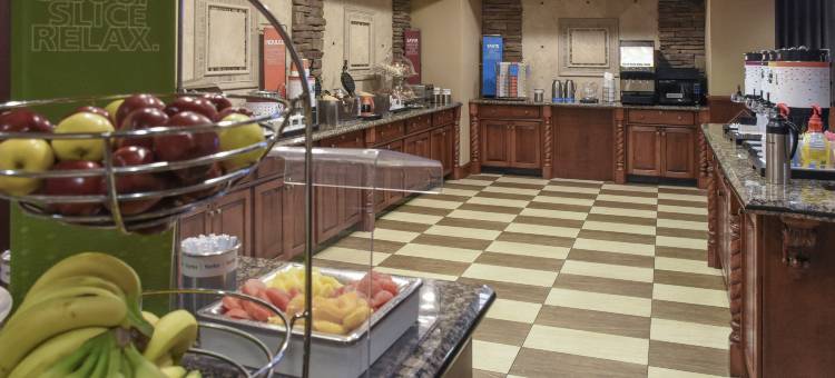 希尔顿欢朋套房酒店-杨斯敦坎菲尔德(Hampton Inn & Suites Youngstown-Canfield)图片